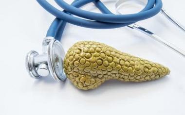 誤診胰腺癌，“余歡水”撿回一條命！胰腺癌為啥不好治？